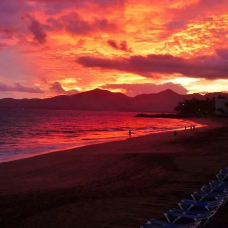 Sara En El Complejo Teguisol