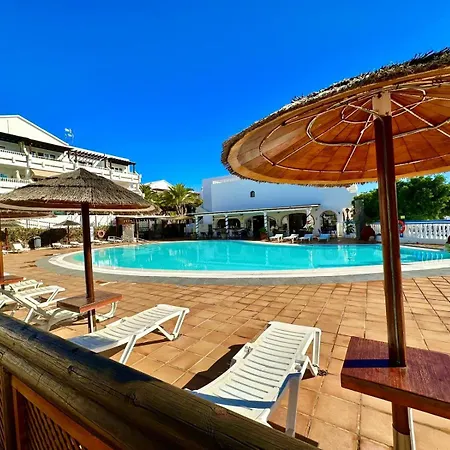 Sara En El Complejo Teguisol Apartment Costa Teguise